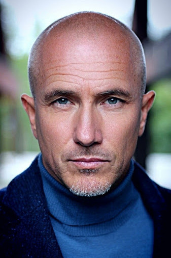 Markus Böker backdrop