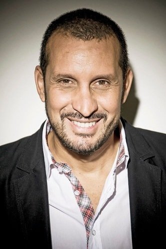 Fernando Solórzano “El Flaco” backdrop