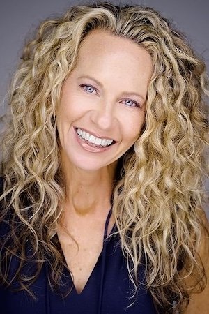 Toi Svane Stepp backdrop