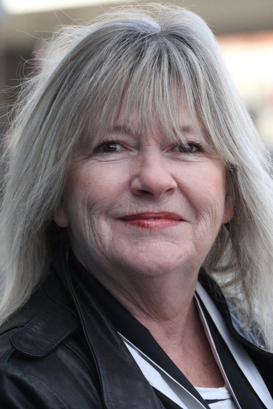 Lorraine Richard backdrop