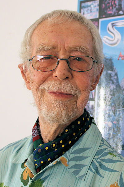 Sandy Harbutt backdrop