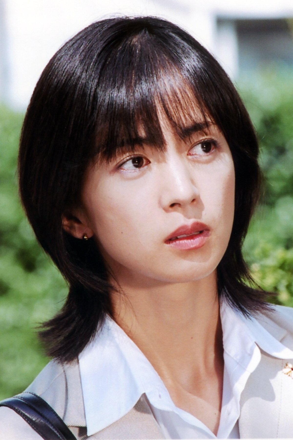 Isako Washio backdrop