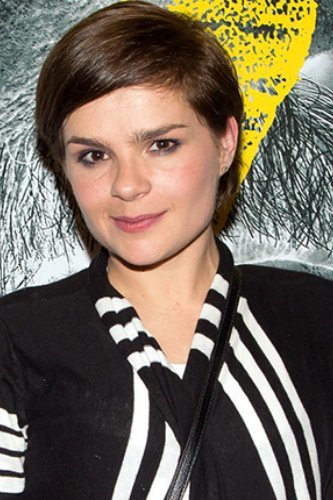 Francesca Guillén backdrop