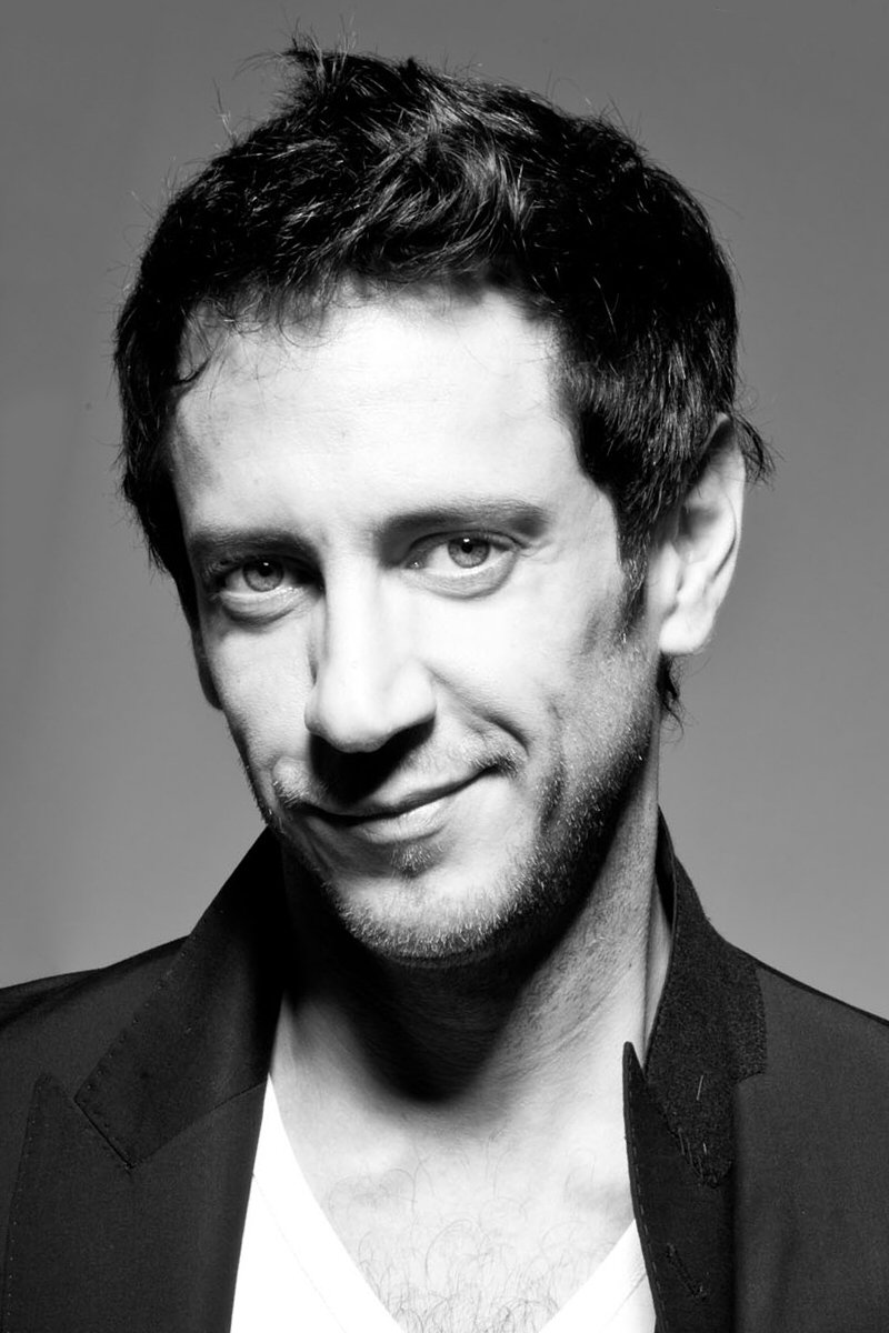 Pablo Illanes backdrop