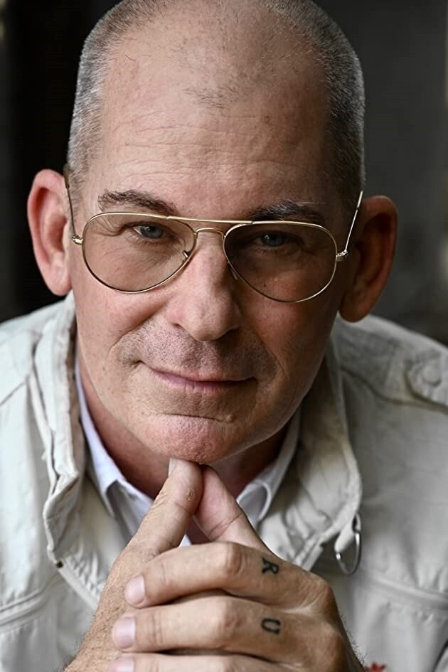 Peter Murnik backdrop