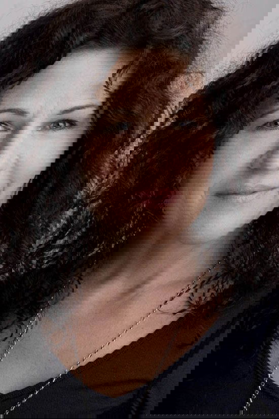 Rachel Nash backdrop