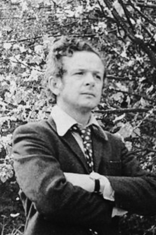 Seamus Flannery backdrop