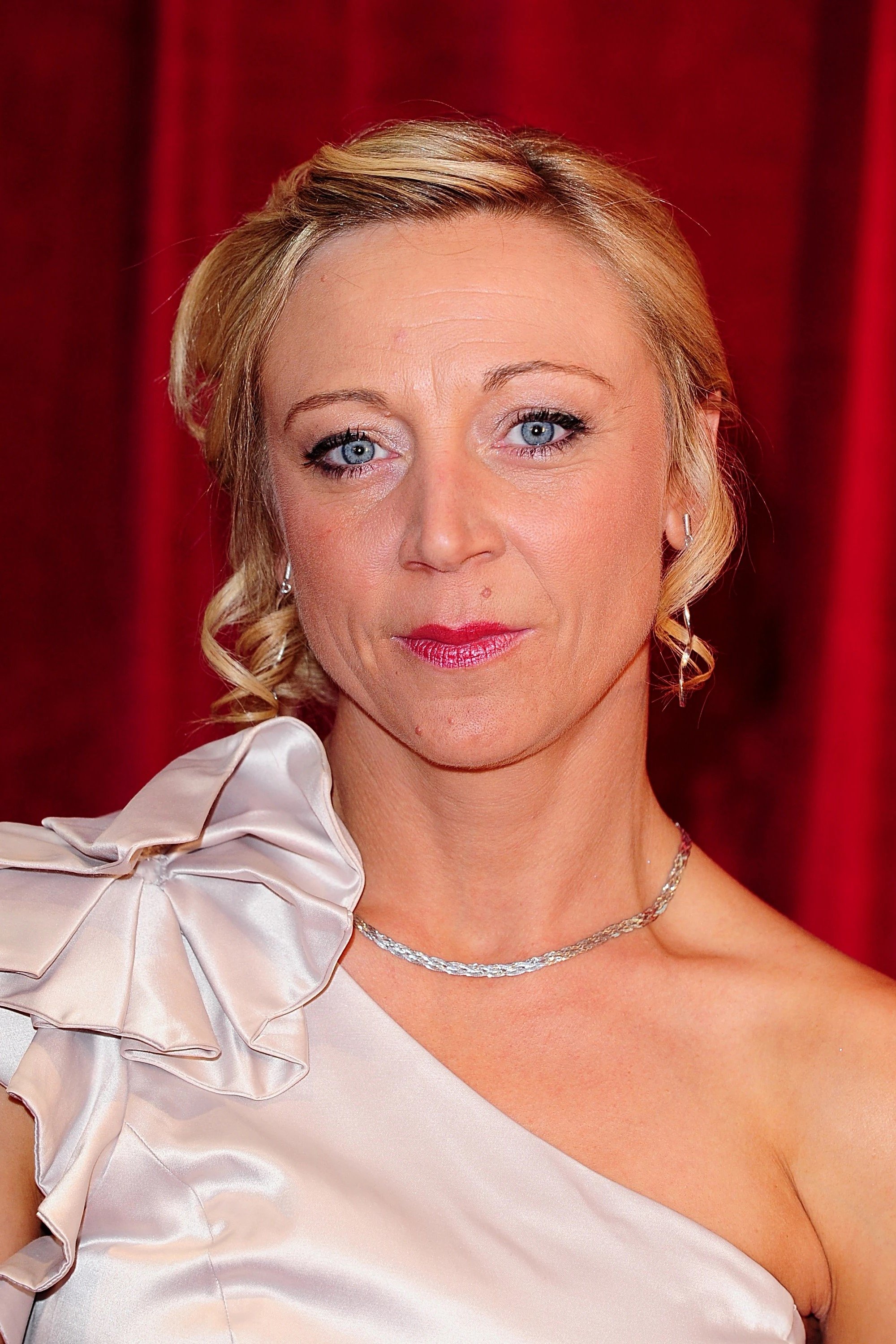 Kelli Hollis backdrop