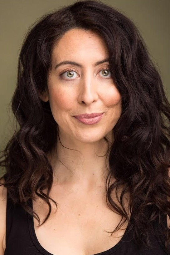 Nina Millin backdrop