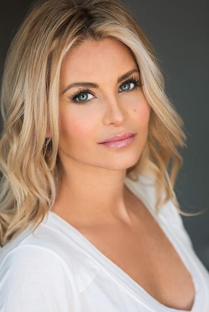 Sonia Rockwell: Sonja Rokuel backdrop