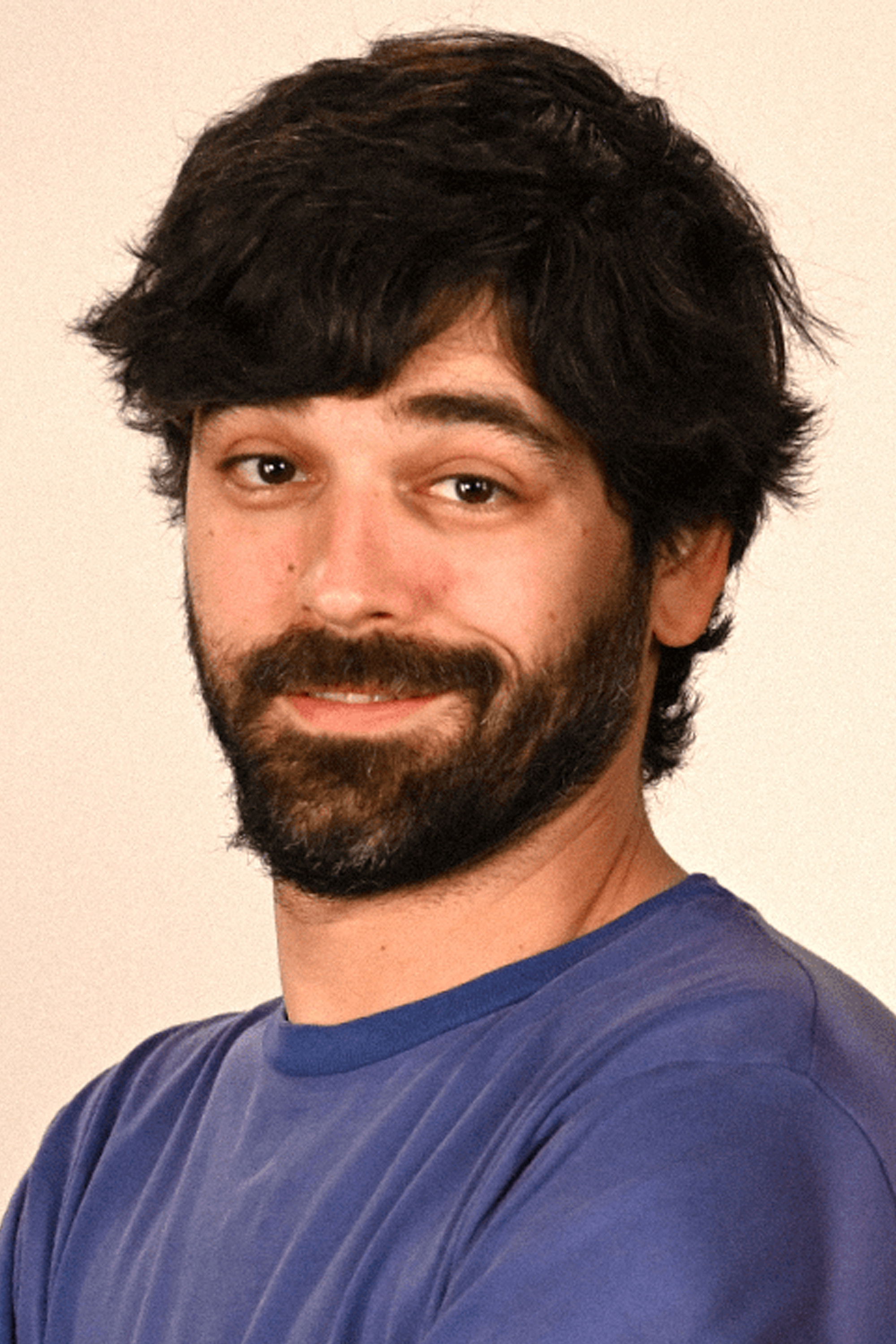 Julián Doregger backdrop