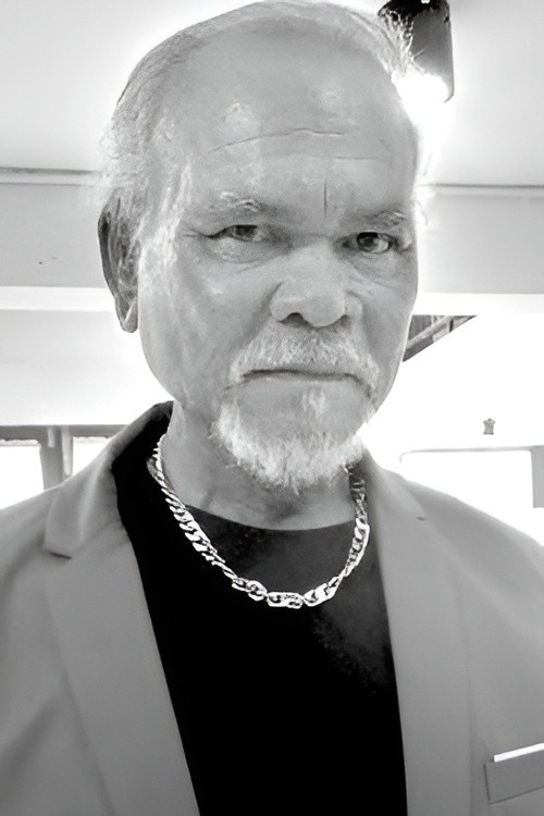 Amporn Pankratok: Ampon Pankratok backdrop