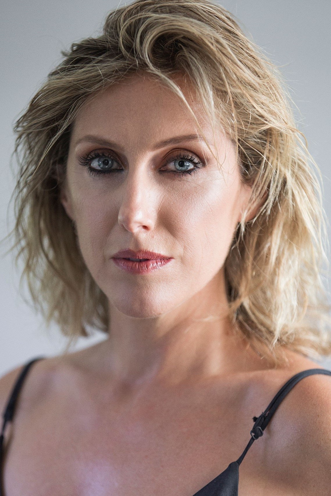 Cecilia Freire backdrop