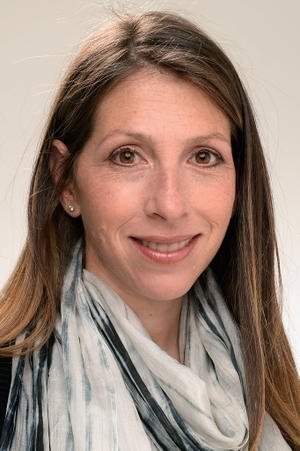 Hilla Medalia backdrop