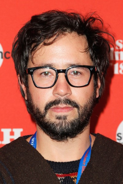 Sebastián Hofmann backdrop