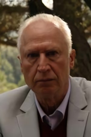 Alkis Kritikos backdrop