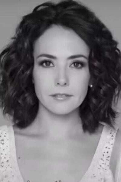 Evangelina Sosa backdrop