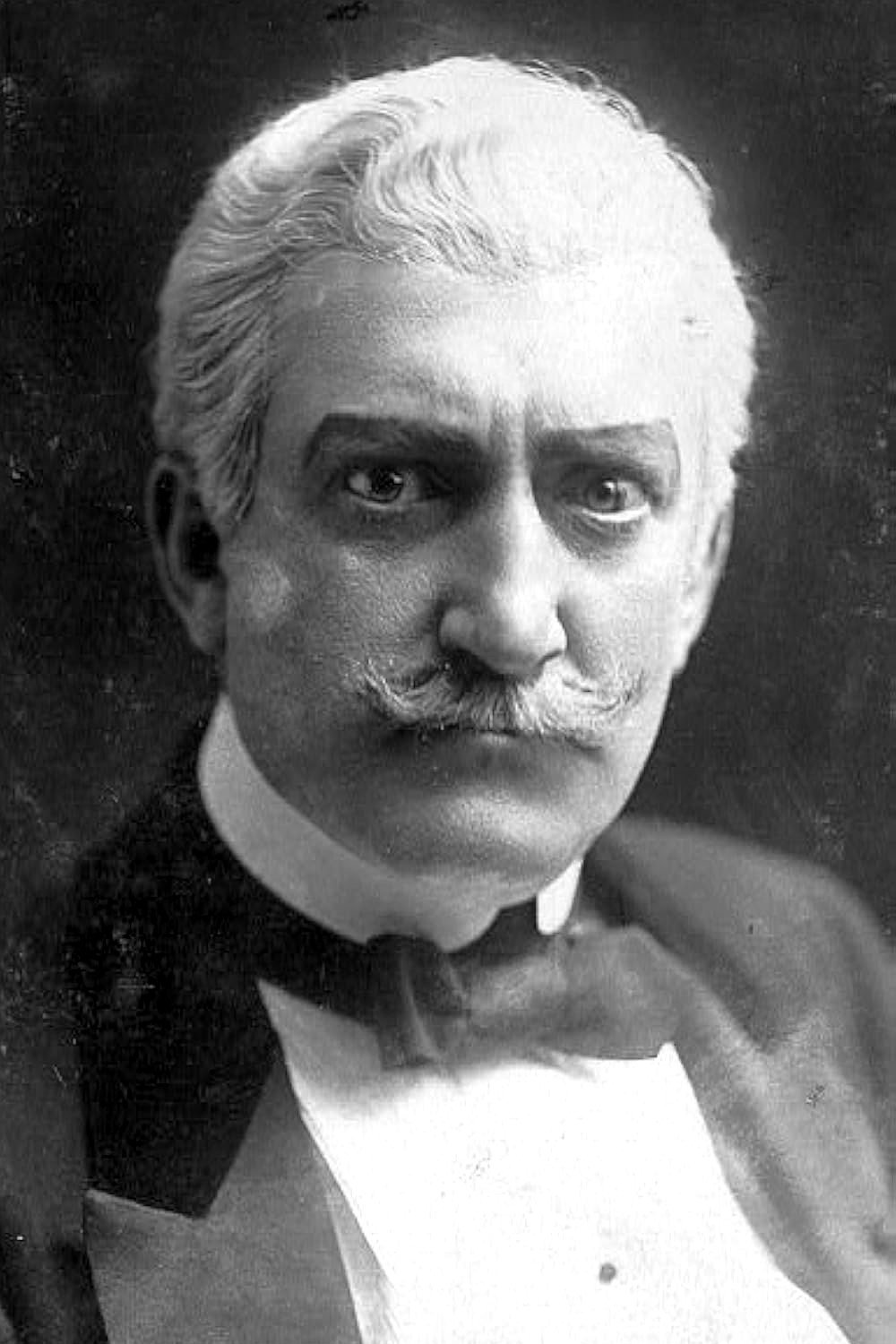 George Nash backdrop