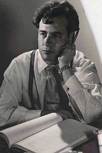 Ismael Rodríguez backdrop