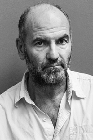 Akilas Karazisis backdrop