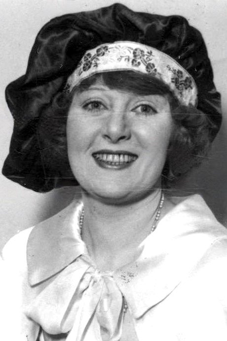 Alma Francis backdrop