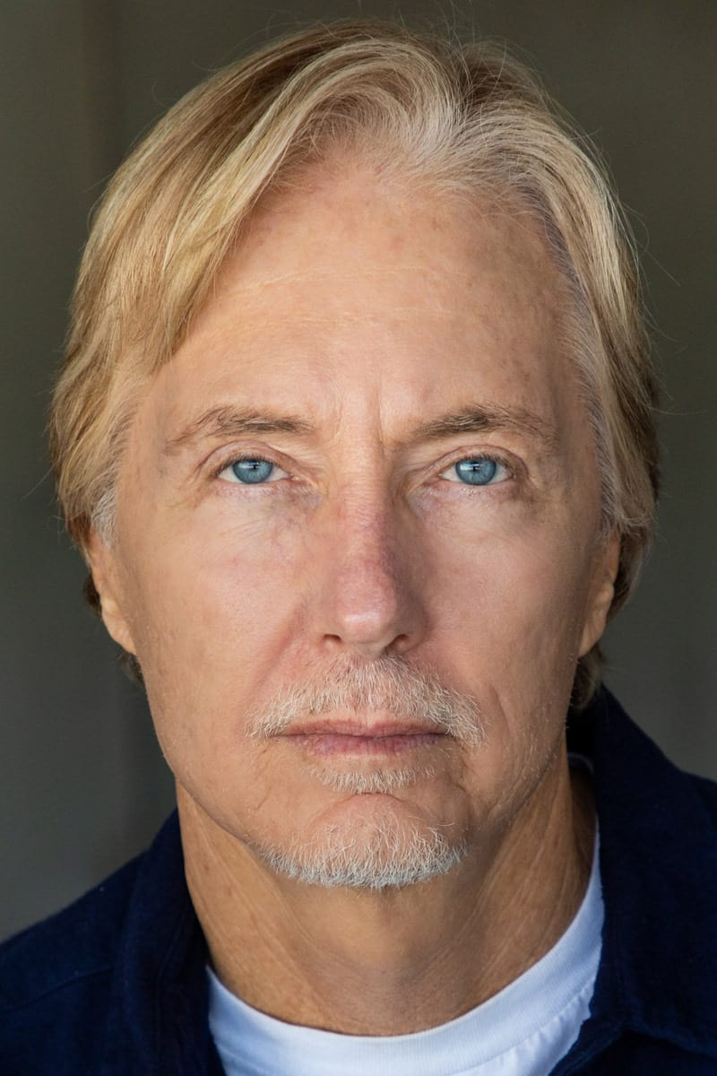 Lee Perkins backdrop