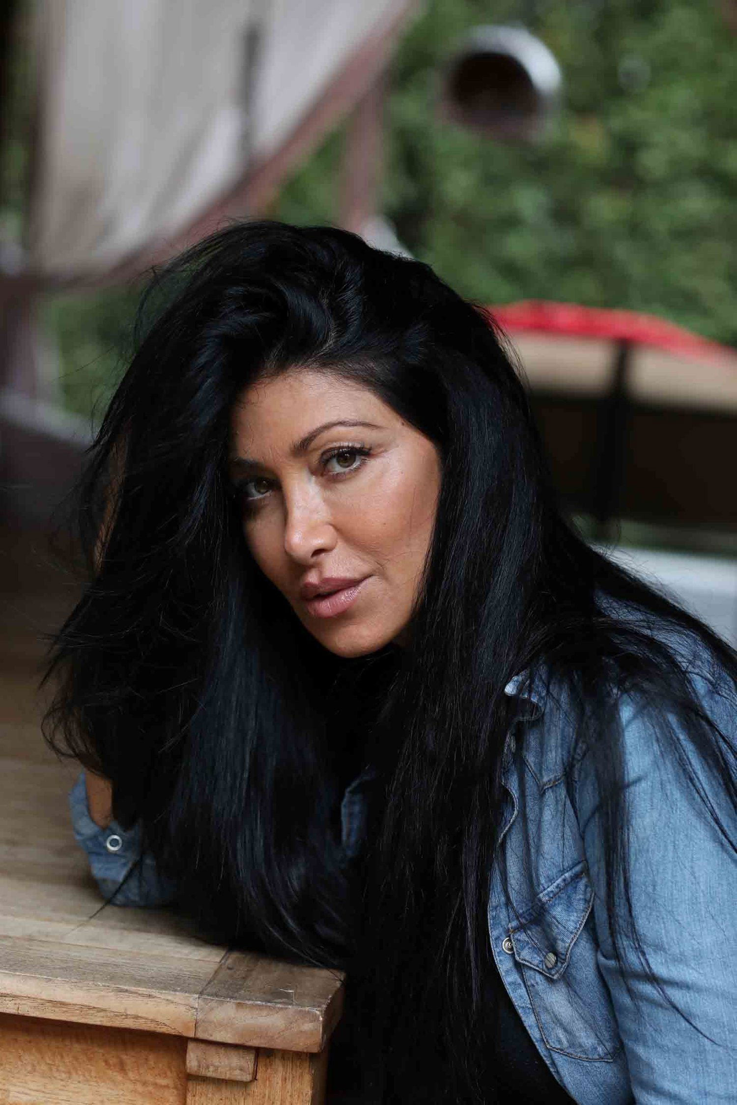 Yassmin Pucci backdrop