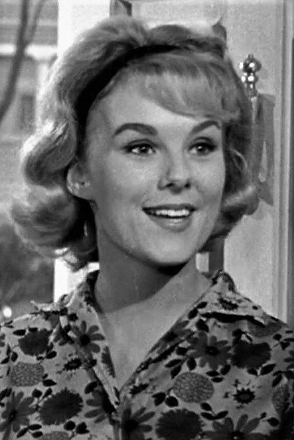 Mary Mitchel backdrop