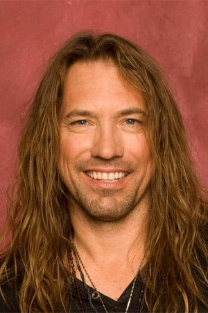 Roni Benise backdrop