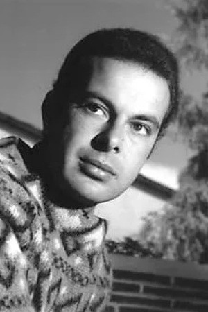 Rafael del Río backdrop