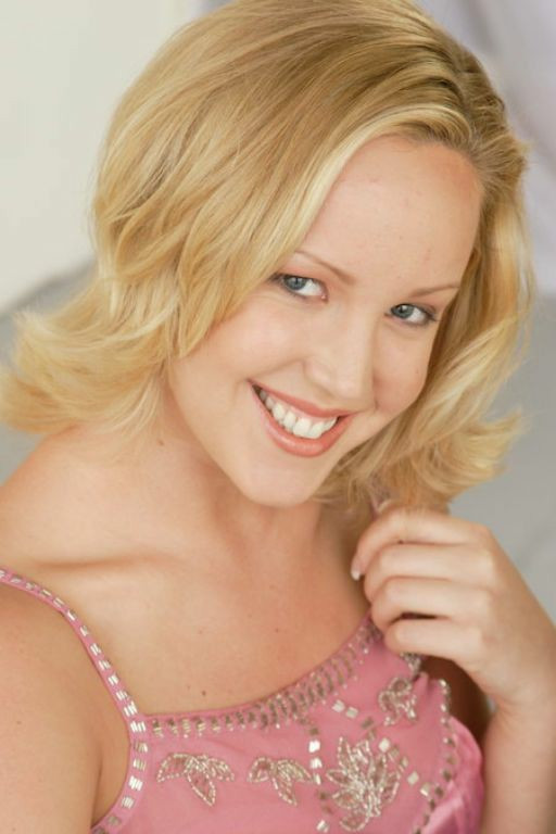 Miçel Penik backdrop