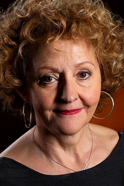 Alisia Luna backdrop