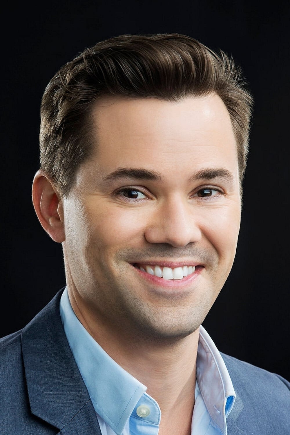 Andrew Rannells backdrop