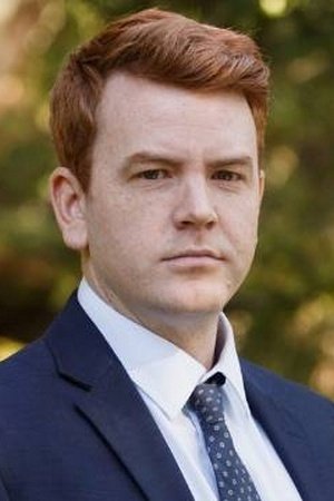 Nic Sampson backdrop