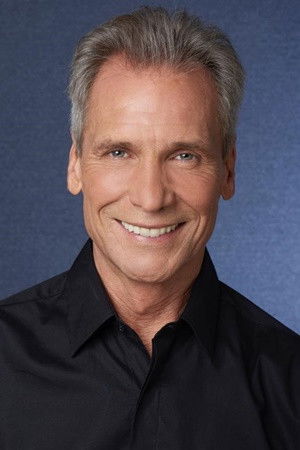 Raúl Taibo backdrop