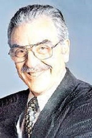 Fernando Siro backdrop