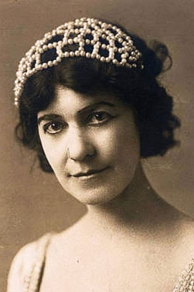 Georgia Wilson backdrop