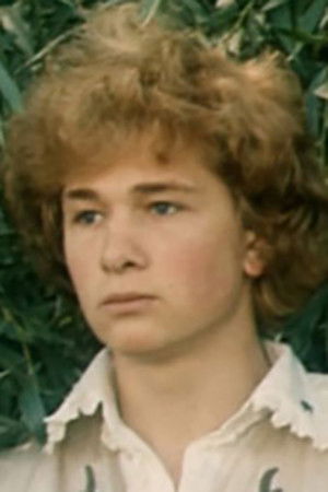 Aleksandr Mikhaylov backdrop