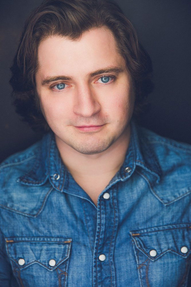 Michael Pantozzi backdrop