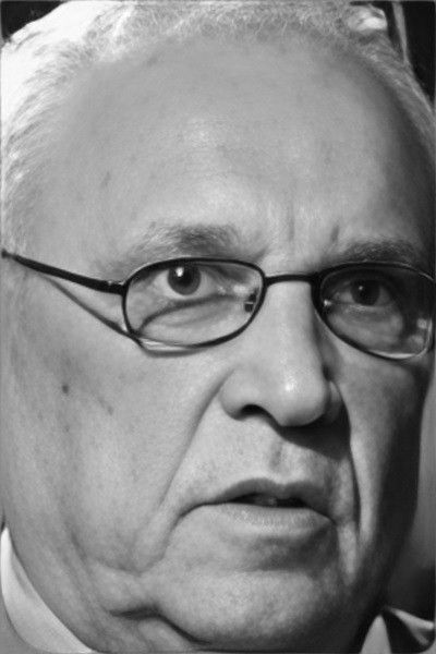 Anatoliy Bobrovskiy backdrop