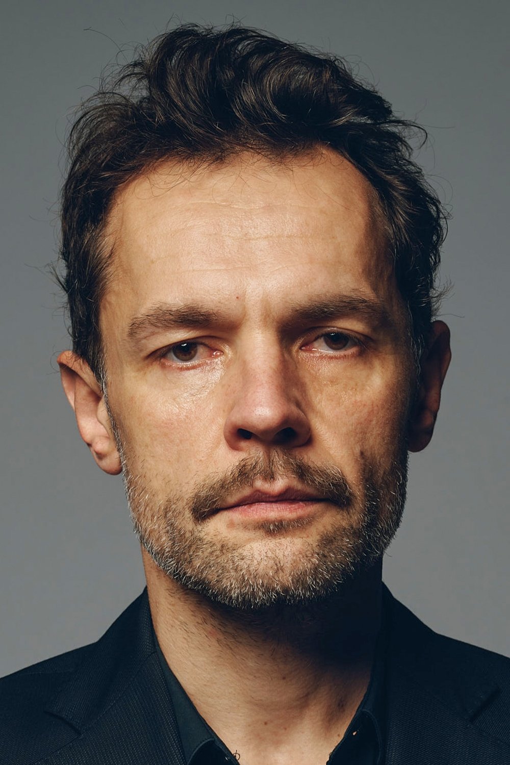 Darius Gumauskas backdrop