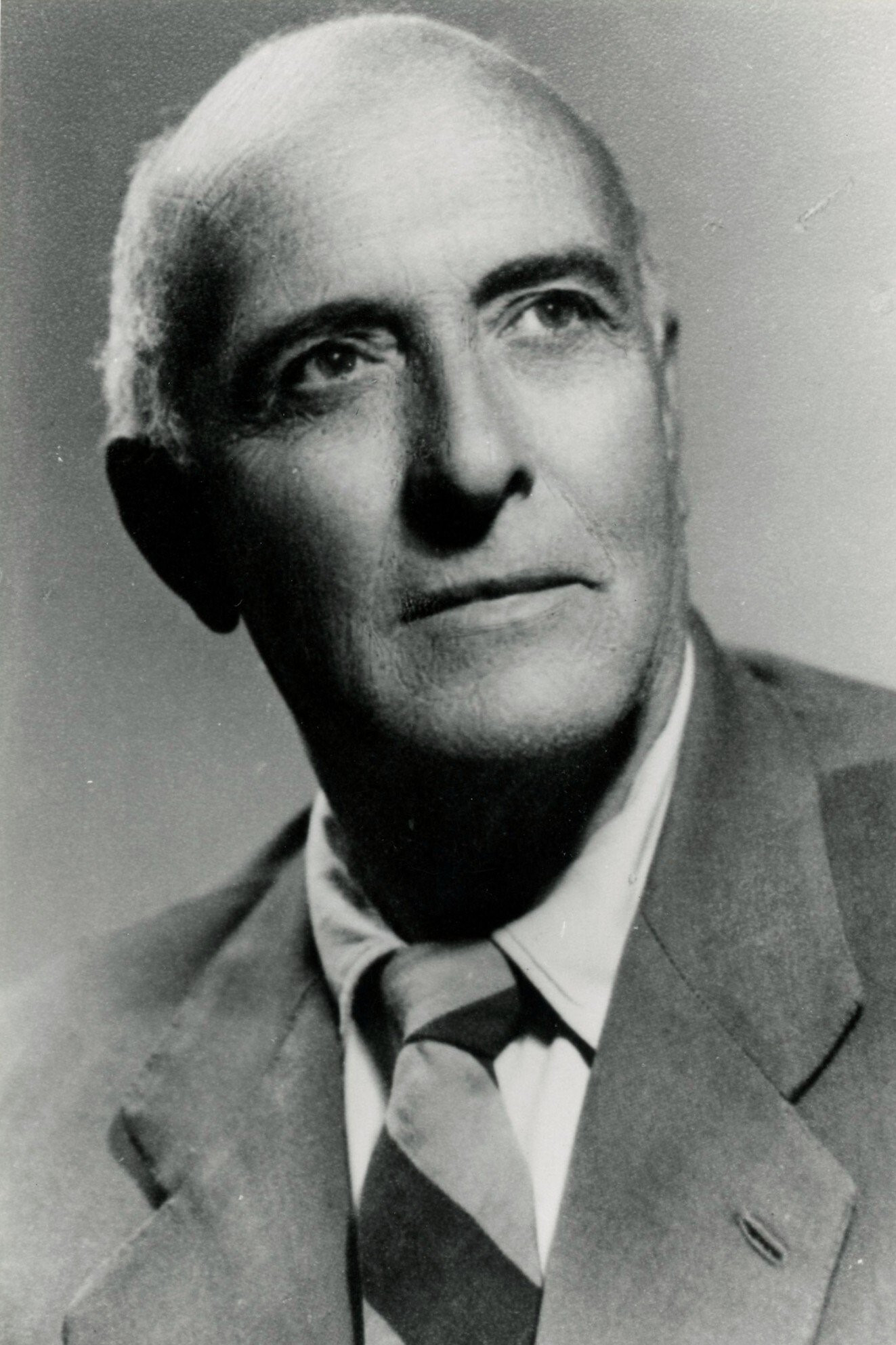 Javier de Rivera backdrop