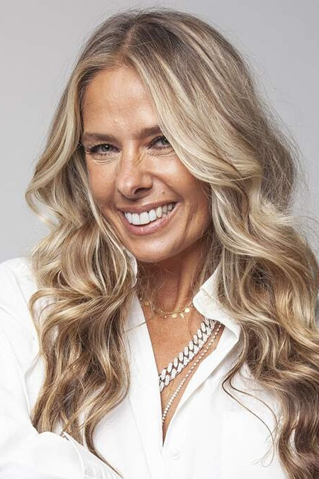 Adriane Galisteu backdrop