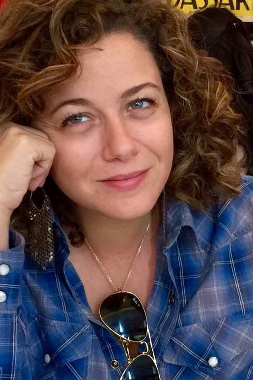 Dahlia Heyman backdrop