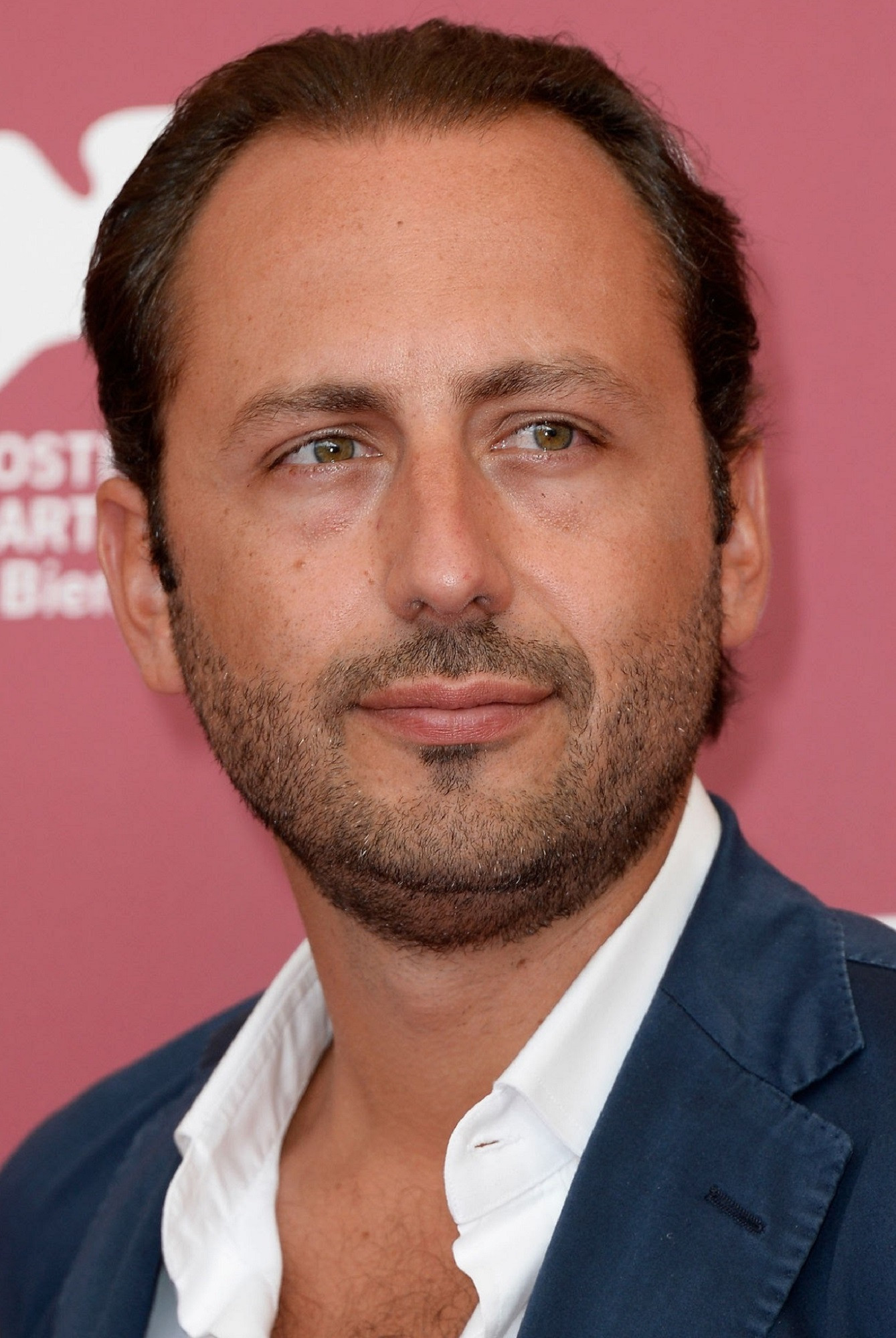 Luigi De Laurentiis backdrop