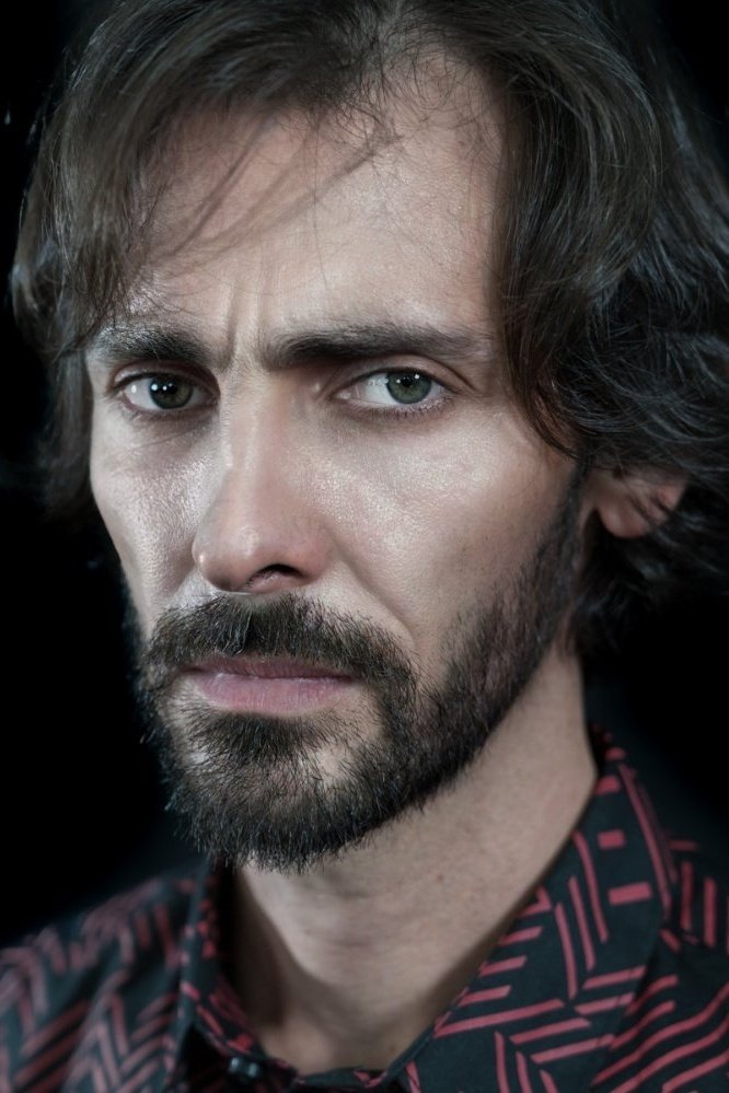 Ivo Müller backdrop