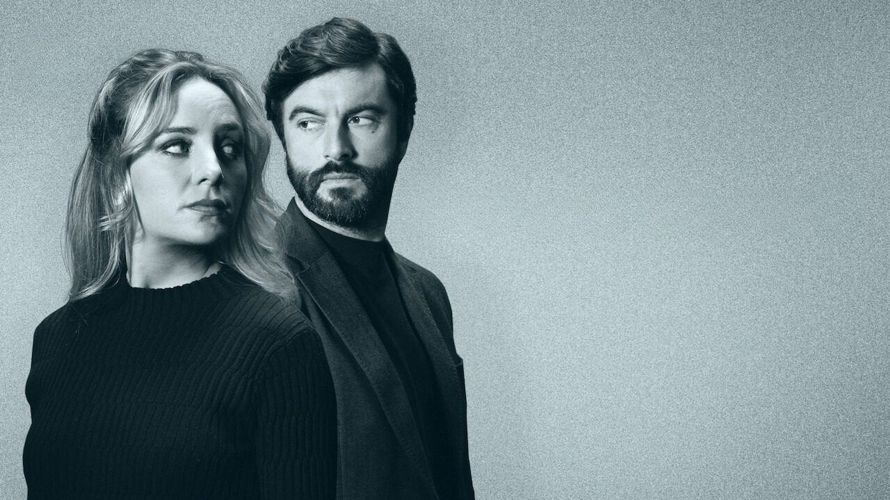 Gënjeshtra dhe Mashtrimi backdrop