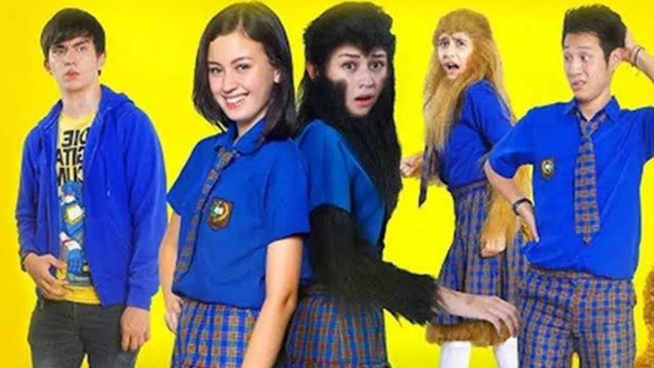 Shocku në Shkollë: Biri i Edenit backdrop