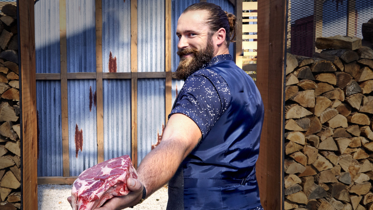 Mejtuesit e Zjarrit backdrop