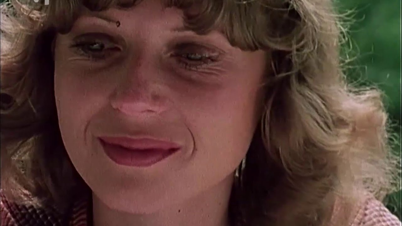 Nuk jam unë backdrop